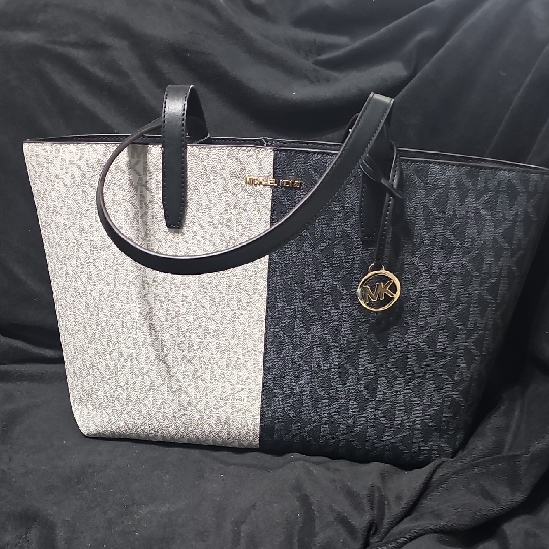 Michael Kors Two-Tone Black & Cream Signature Tote With Gold Charm